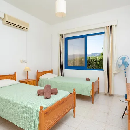 Charoula Exi Villa Paphos
