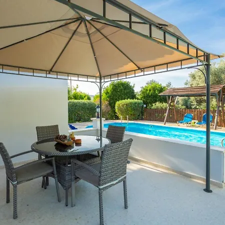 Charoula Exi Villa Paphos